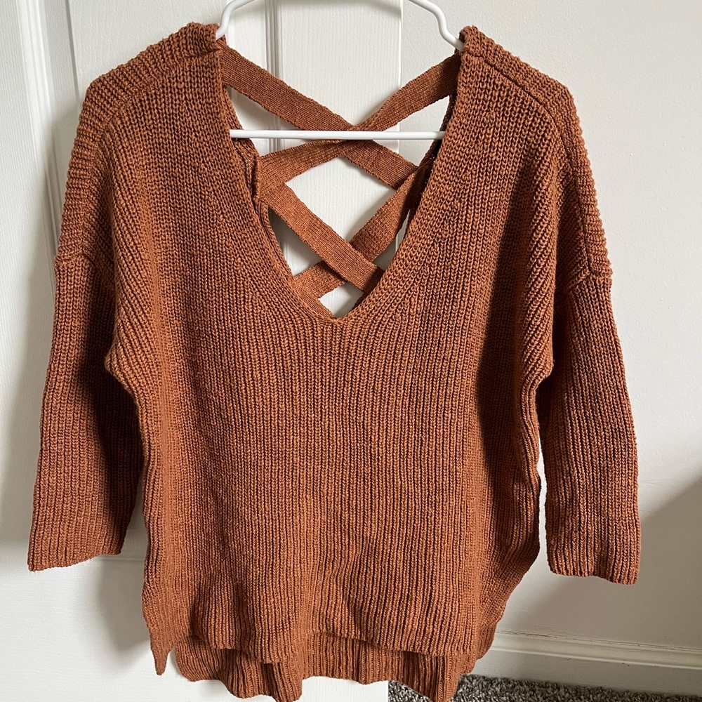 Worn but in good condition, Caramel Express Criss cross back sweater, size S.